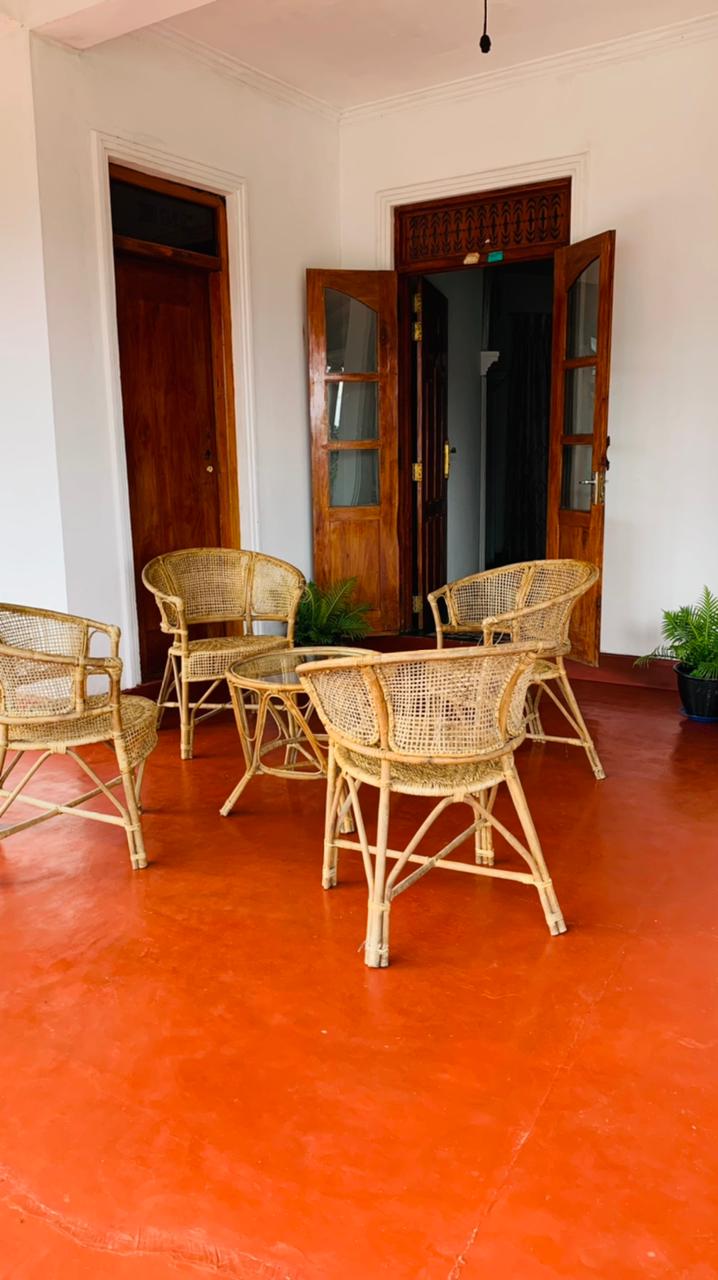 Velvet Vintage Villa - Image 16